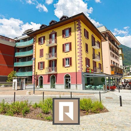 Residenza Il Castello Apartment Sondrio Bagian luar foto