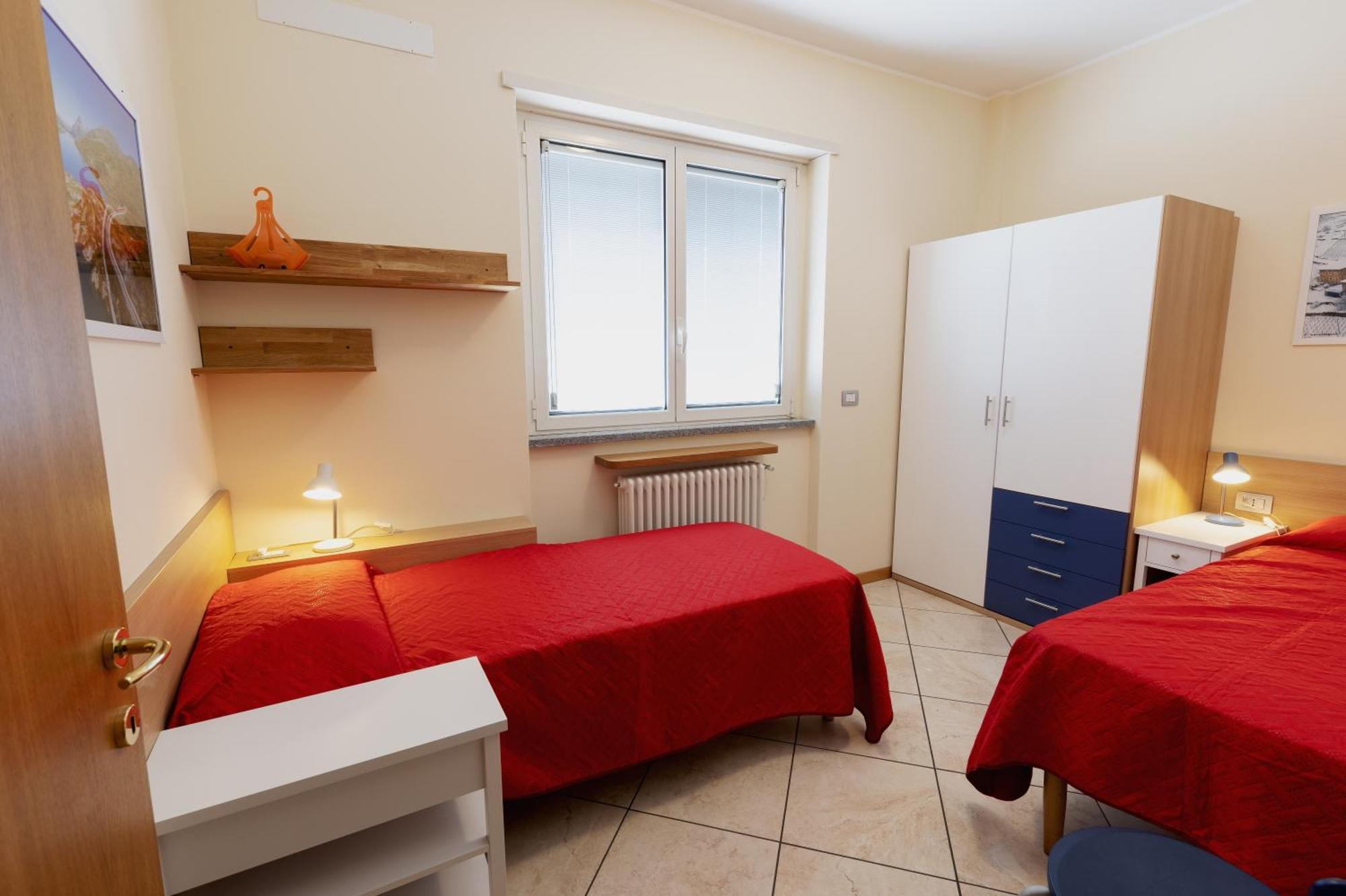 Residenza Il Castello Apartment Sondrio Bagian luar foto