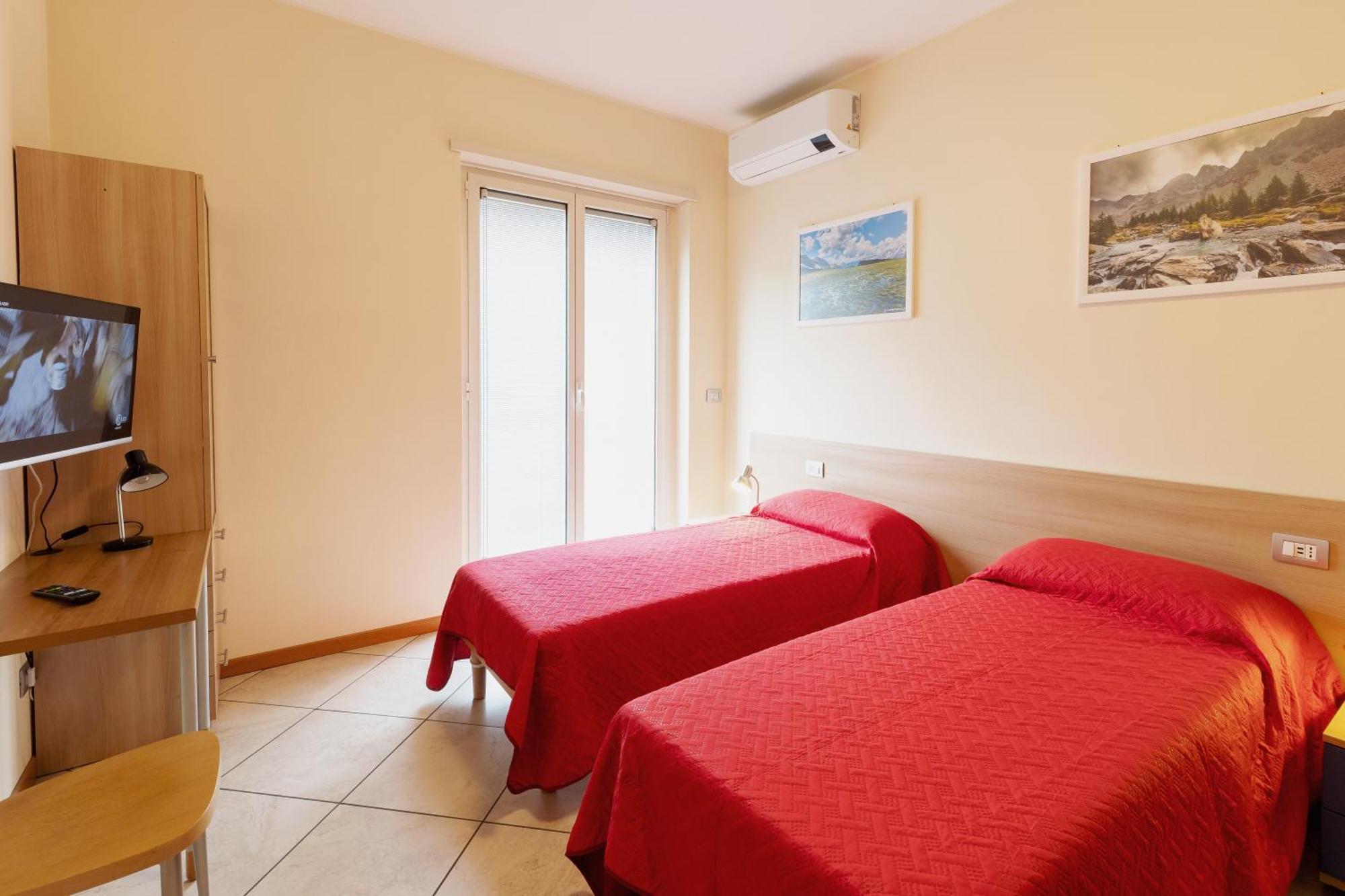 Residenza Il Castello Apartment Sondrio Ruang foto